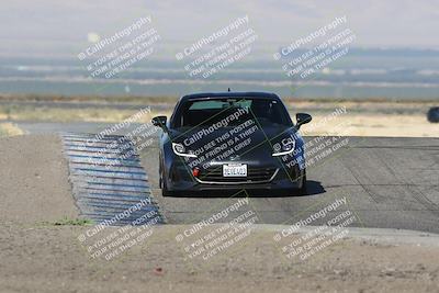 media/Sep-15-2024-Speed Ventures (Sun) [[7a54f7ed2f]]/Black Group/Session 1 (Outside Grapevine)/